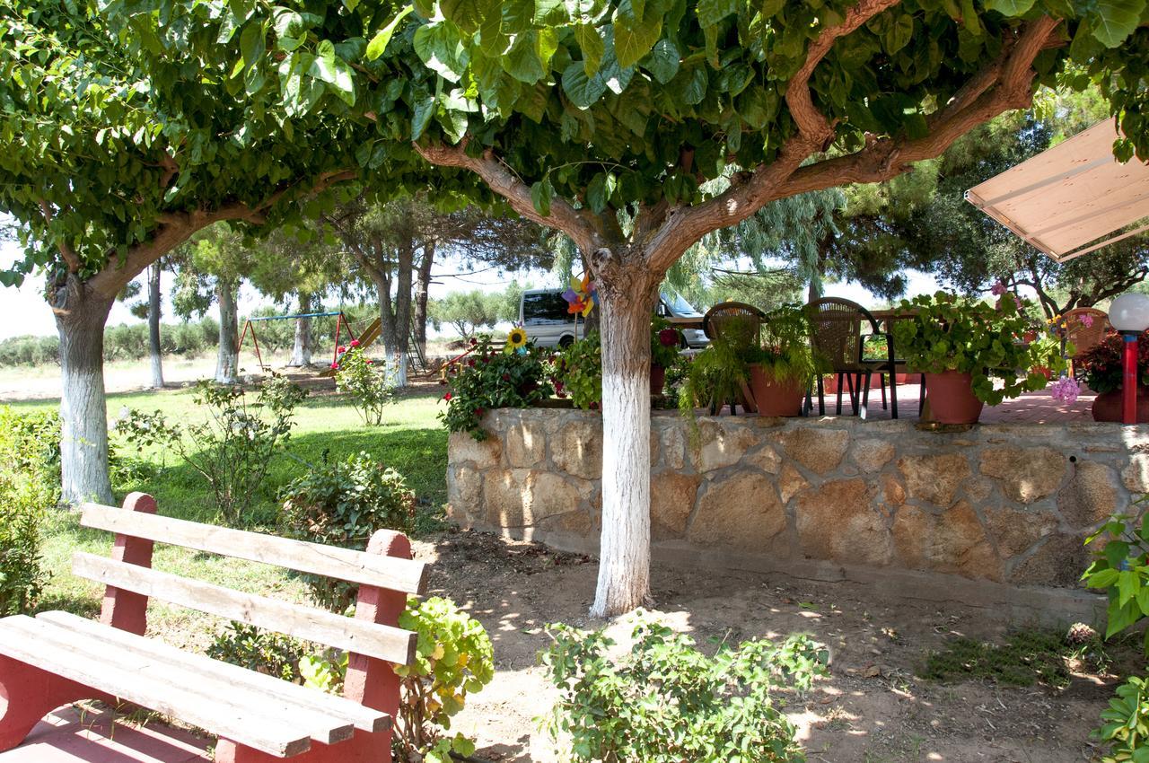 Apartments Hotel Alexandros Arkoudi Exterior foto